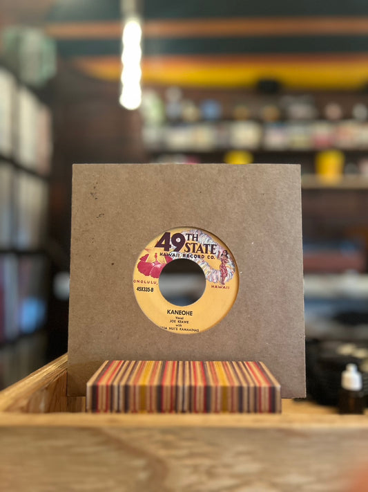 JOE KAHAULELIO / ELEU MIKIMIKI