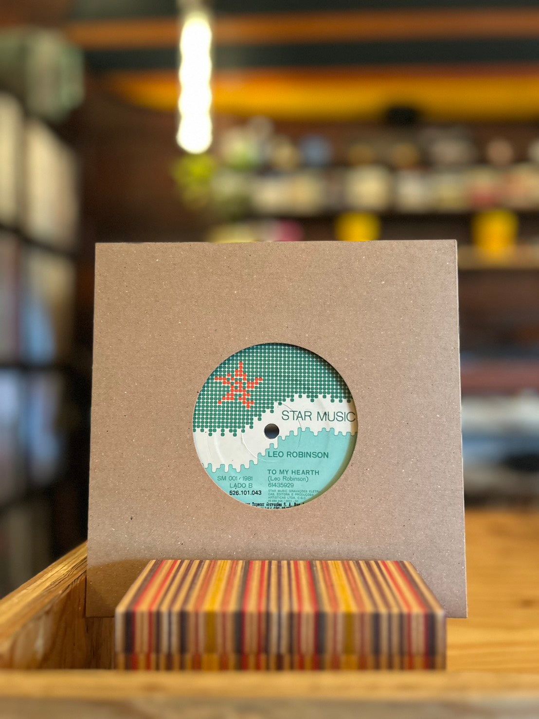 LEO ROBINSON / OUT OF COMMON