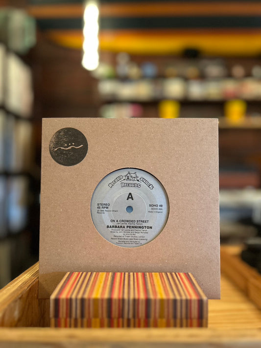 BARBARA PENNINGTON / ON A CROWDED STREET