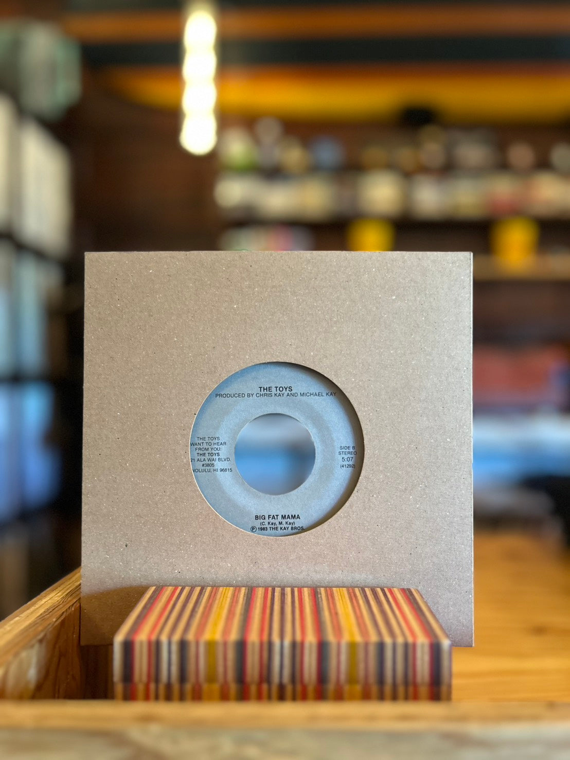 THE TOYS / SMOKE TWO JOINTS