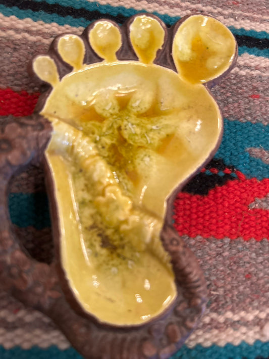 60s TREASURE CRAFT USA "FOOT" TREY