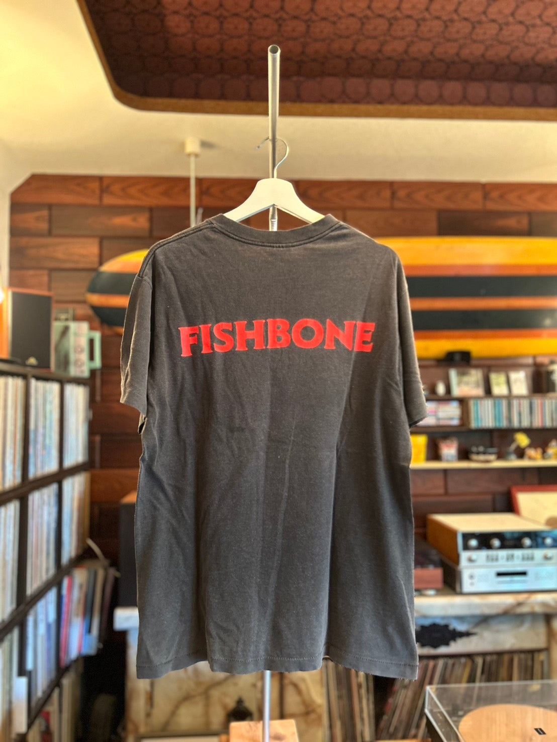 FISHBONE TEE