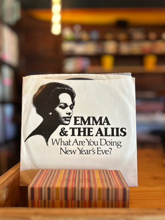 THE ALIIS / THE CHRISTMAS SONG