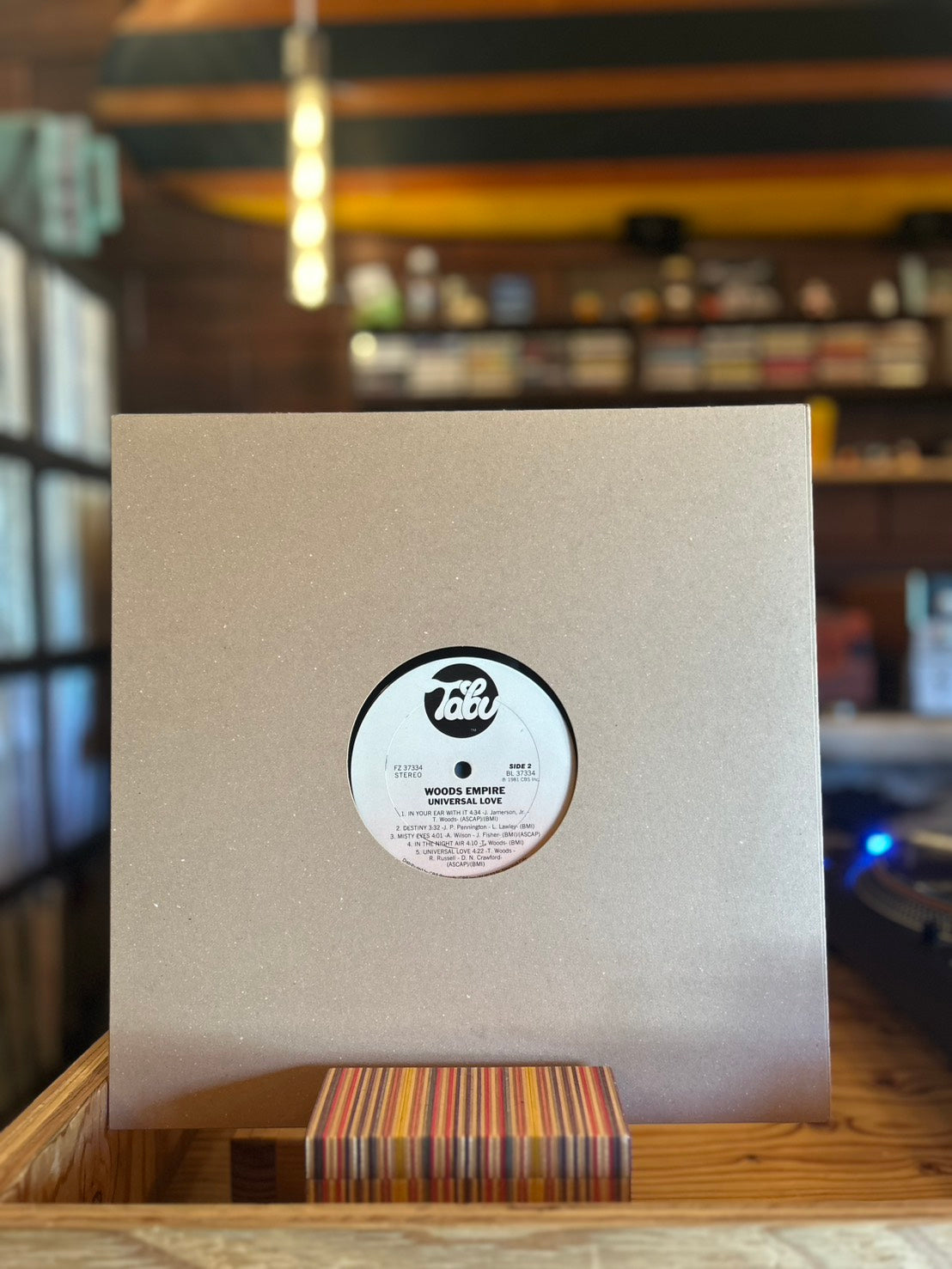WOODS EMPIRE / UNIVERSAL – SmiveS