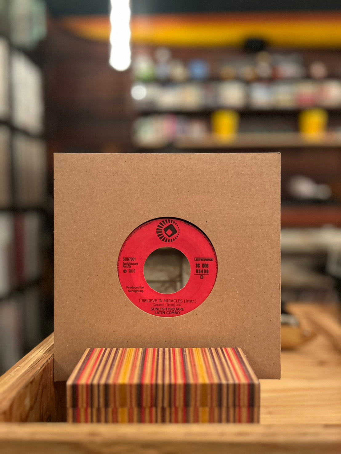 SUNLIGHTSQUARE LATIN COMBO / I BELIEVE IN MIRACLES – SmiveS