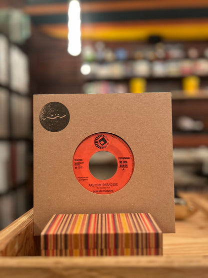 SUNLIGHTSQUARE  / PASTIME PARADISE