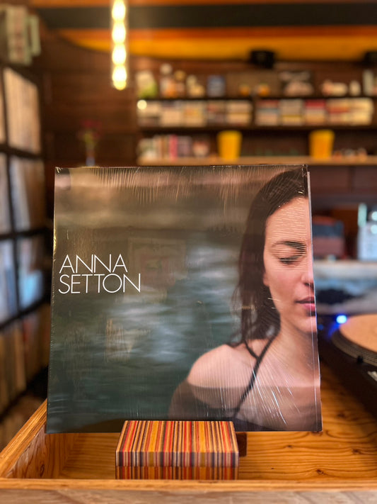 ANNA SETTON / ST