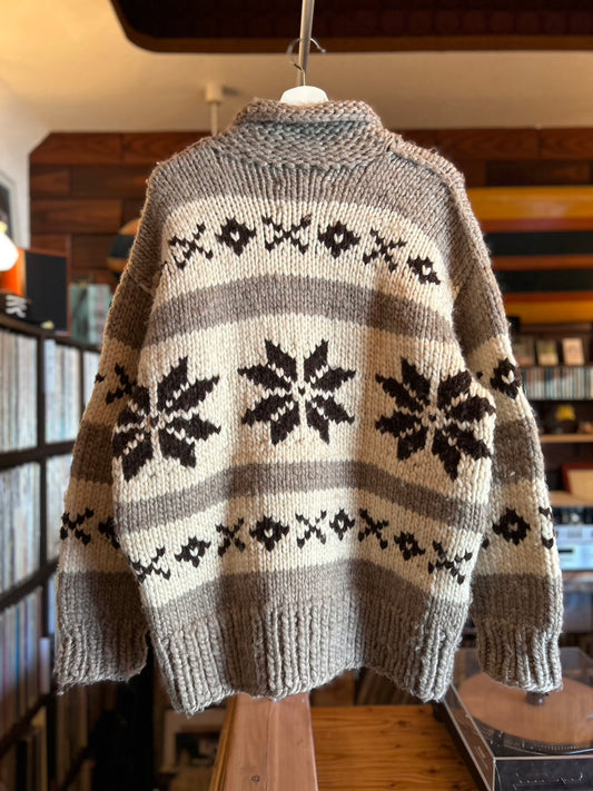 KISITAU COWICHAN SWEATER