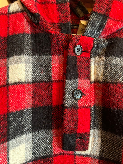 OAK POINTE CHECK PULLOVER HOODIE