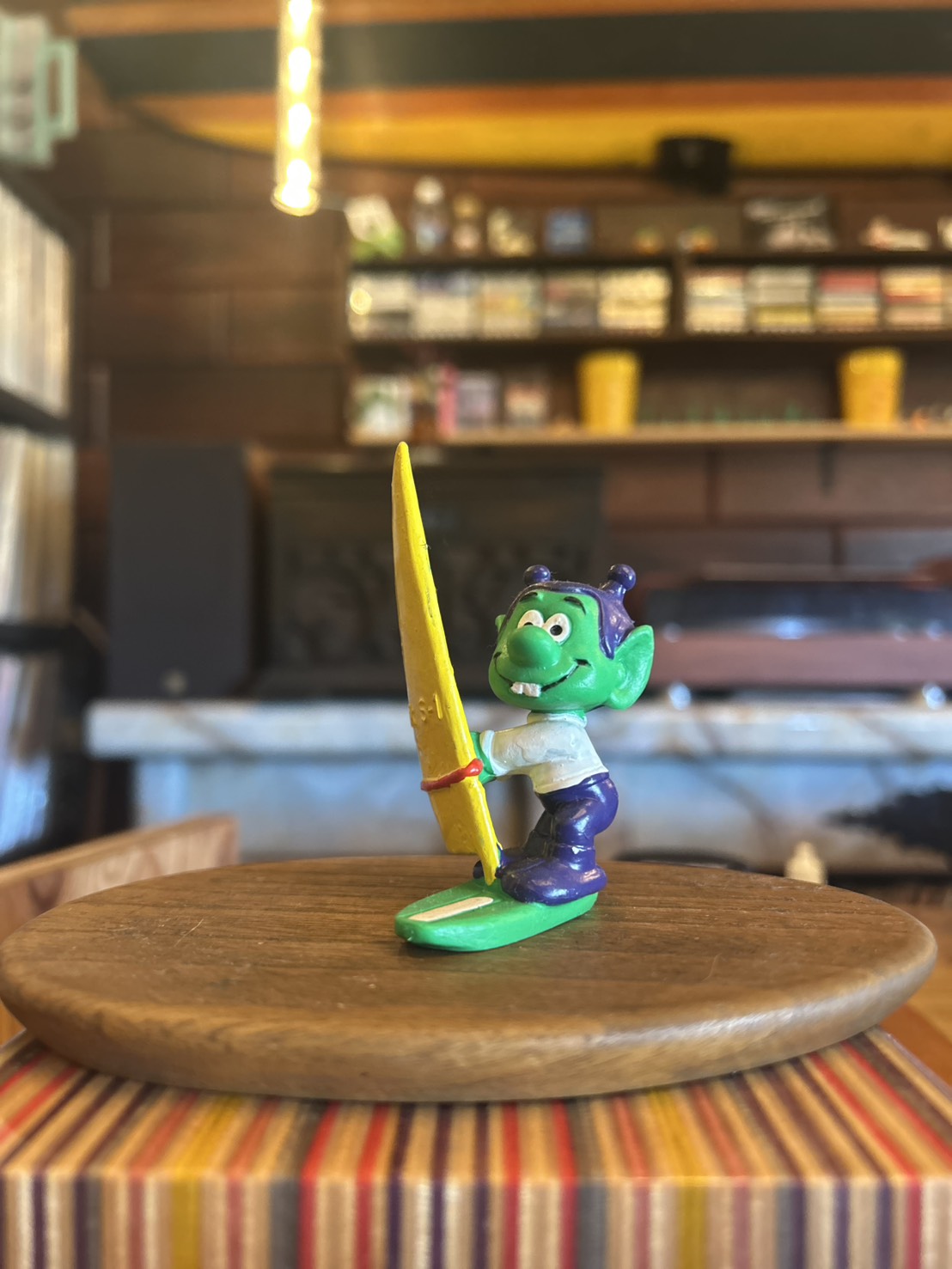 80s ASTRO SNIKS HAND PRINT PVC FIGURES WINDSURFING