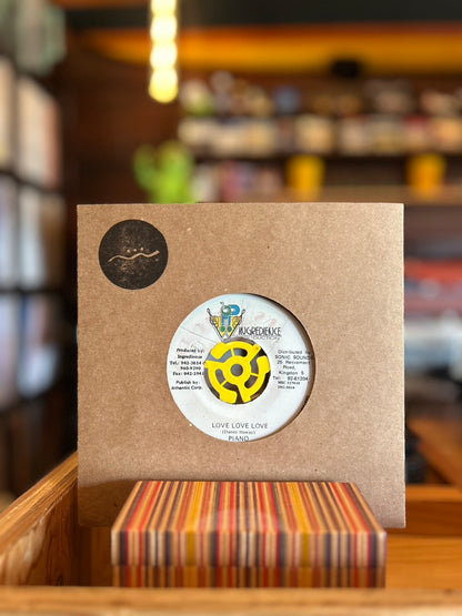 PIANO / LOVE LOVE LOVE
