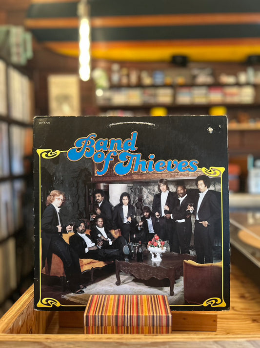 BAND OF THIEVES / ST