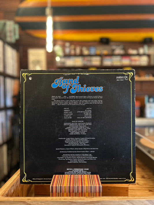 BAND OF THIEVES / ST