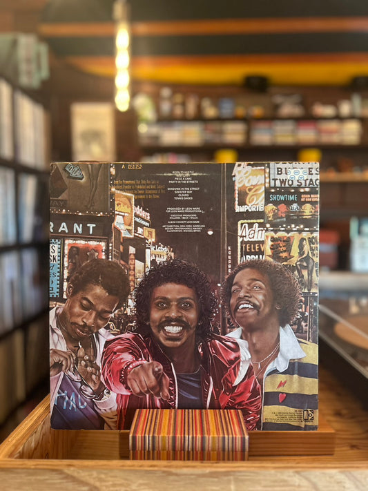 SHADOW / SHADOWS IN THE STREETS