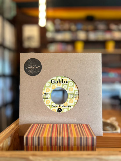 GABBY / KA MOA'E