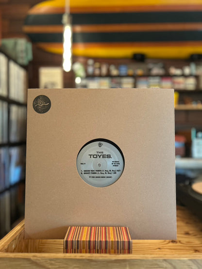 THE TOYS / SMOKE TWO JOINTS