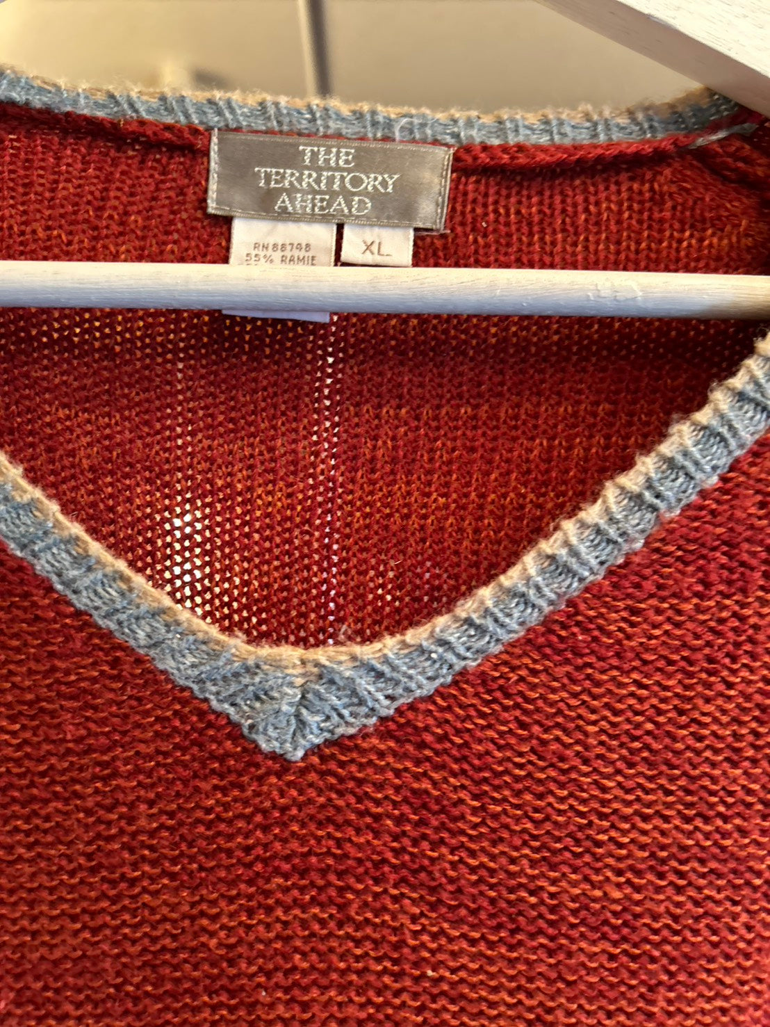 90s～00s THE TERRITORY AHEAD V-NECK KNIT