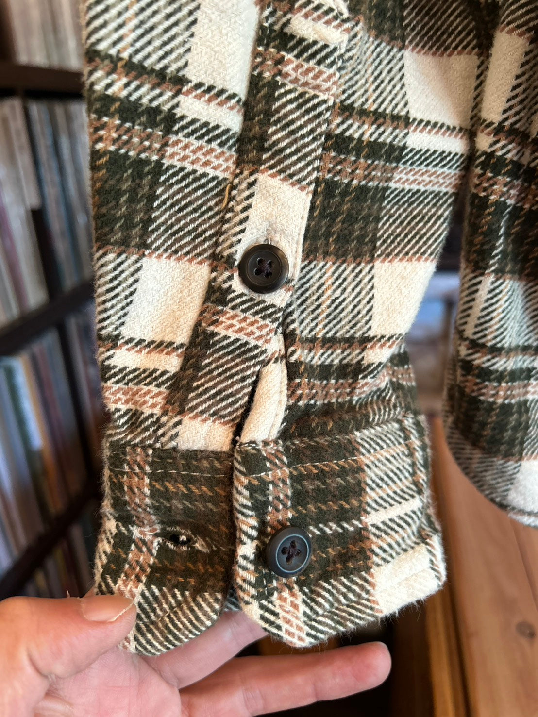 ORVIS L/S CHECK HEAVY NEL SHIRT "SmiveS WAPPEN" ①