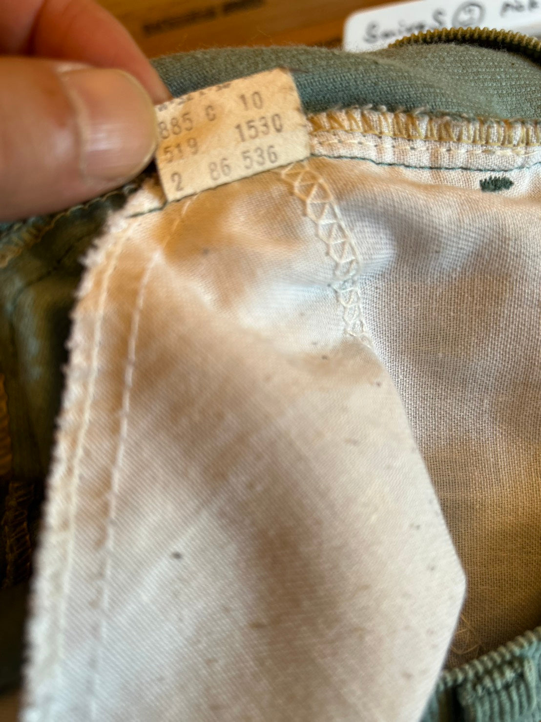 -80s Levi's 519 CORDUROY PANTS